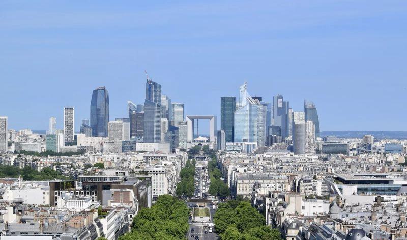 Le quartier de La Défense vu depuis Paris